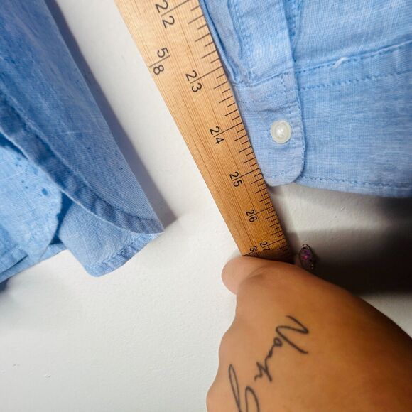 Unique Gap Blue Pintuck Popover Banded Neck I Love You Spray Paint Design Top M - Picture 5 of 8